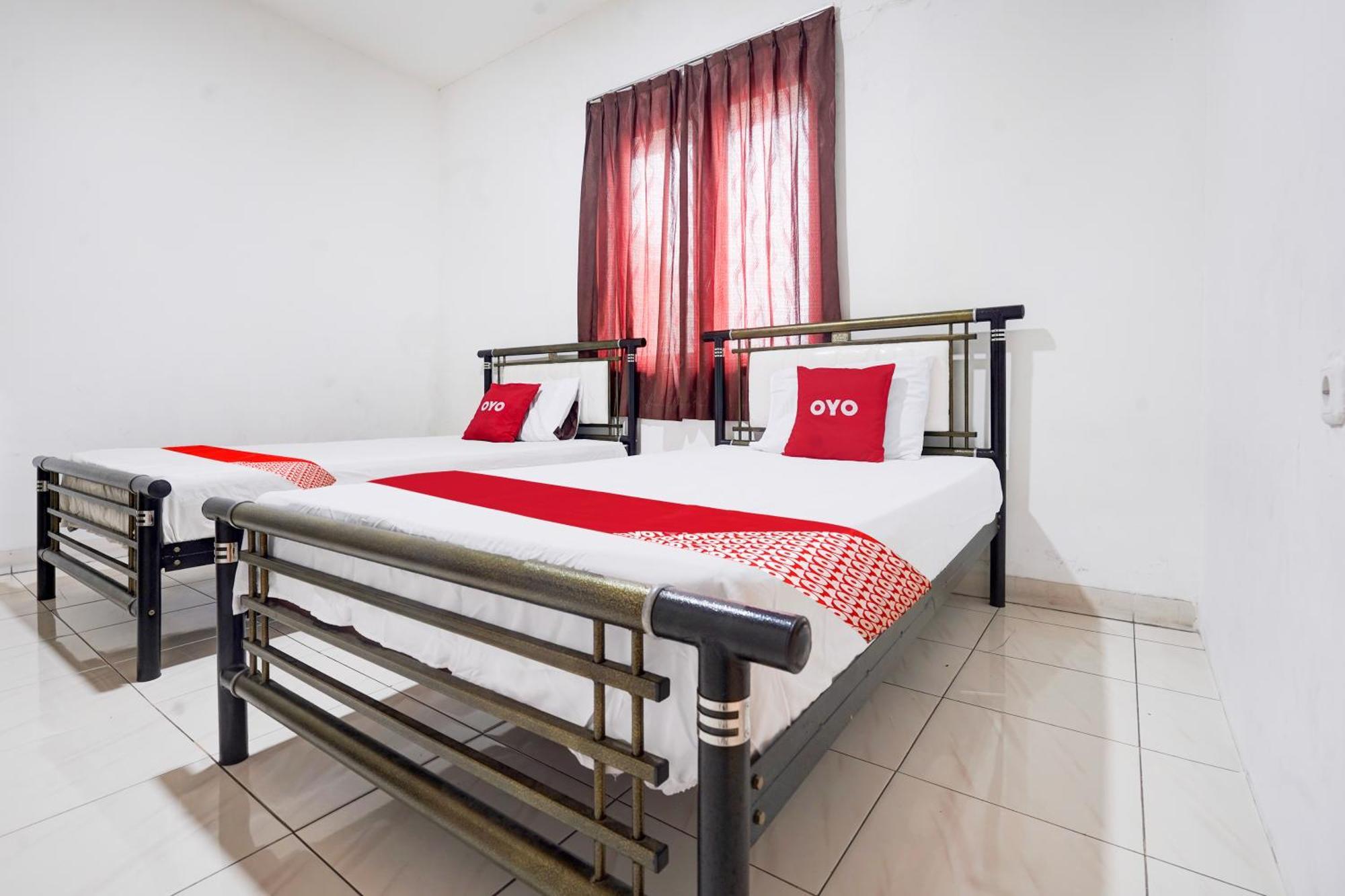 Hotel O Rappocini Near Rsia Paramount Makassar Buitenkant foto