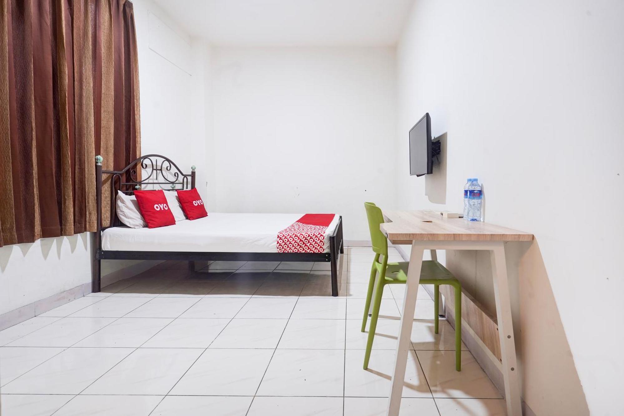 Hotel O Rappocini Near Rsia Paramount Makassar Buitenkant foto