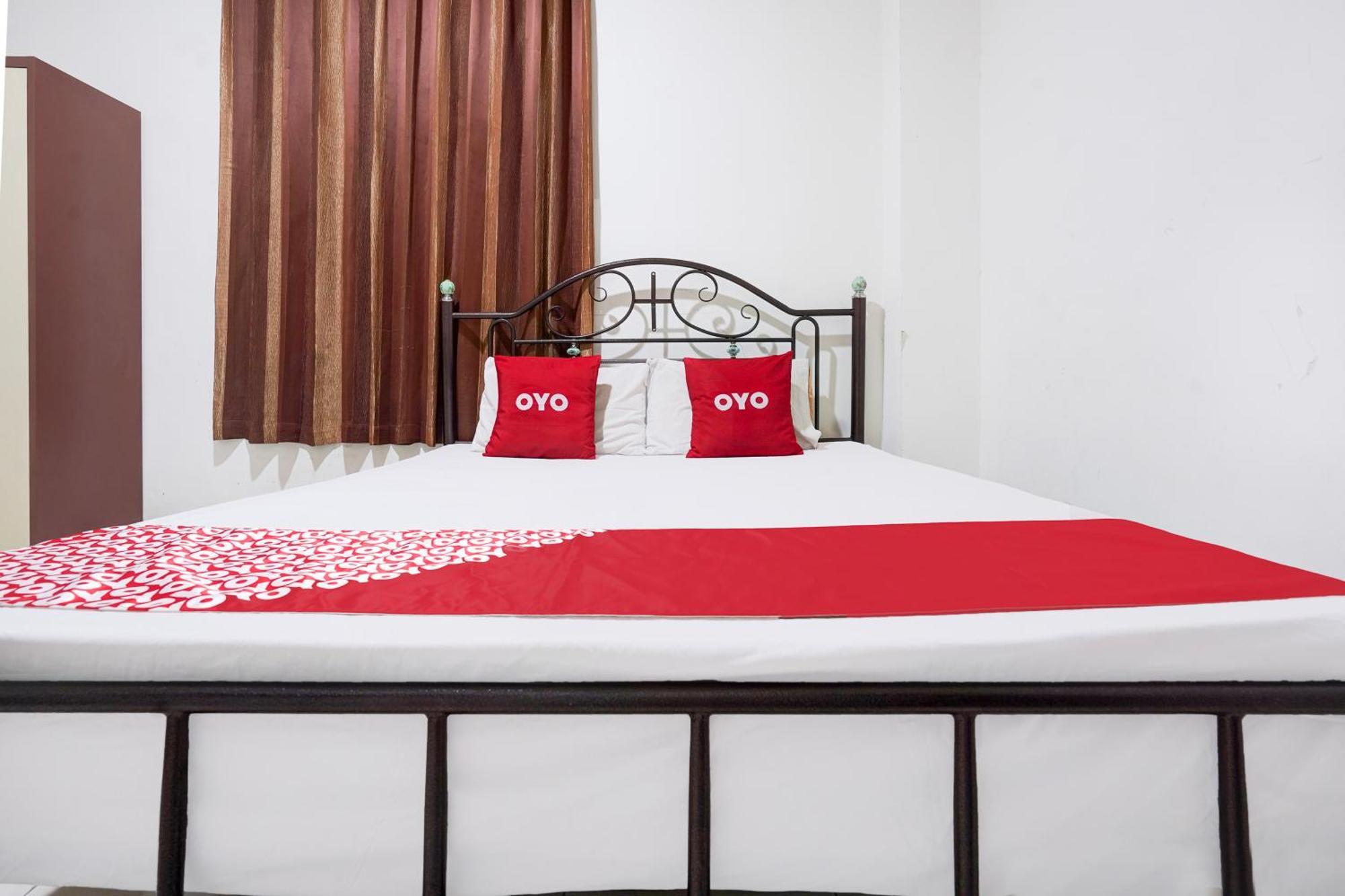 Hotel O Rappocini Near Rsia Paramount Makassar Buitenkant foto